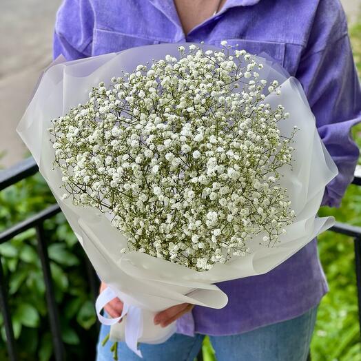Букет из белой гипсофилы