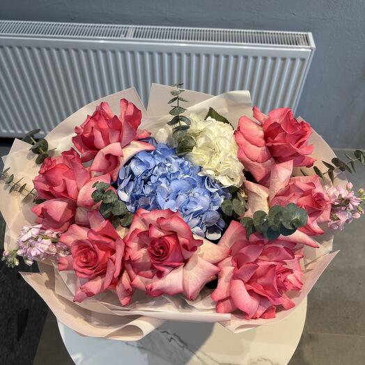 Авторский букет с французскими розами