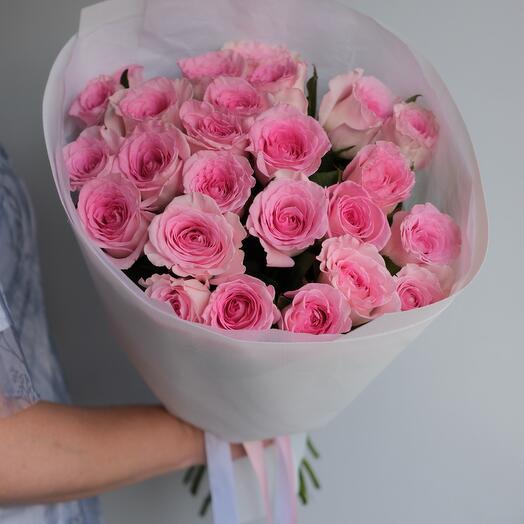 Розовые розы 25 штук
