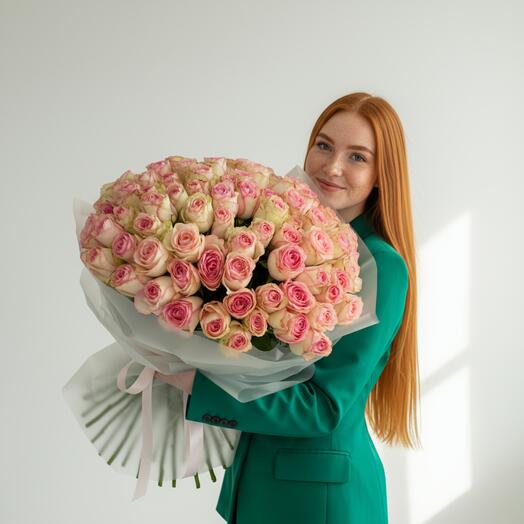 101 Roses in the design