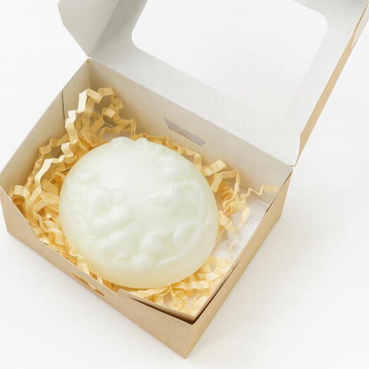 Мыло ручной работы с цветочным узором