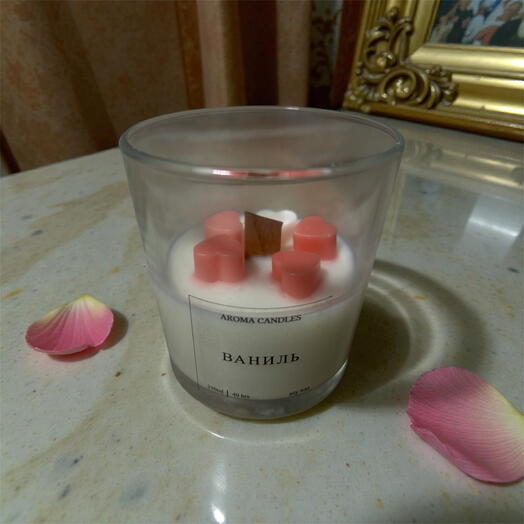 Vela perfumada con corazones y mecha de madera "Vainilla"