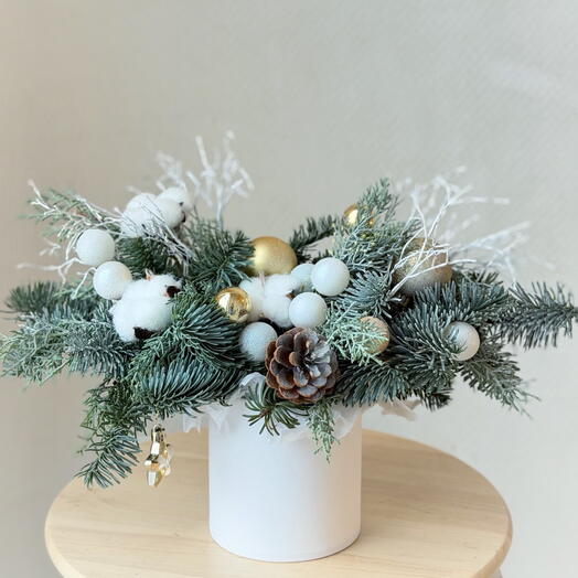 Новогодняя композиция с хлопком