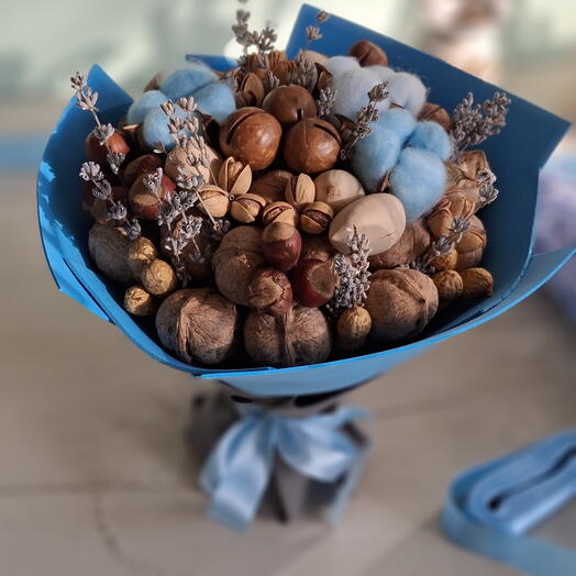 Ореховый букет с хлопком и лавандой