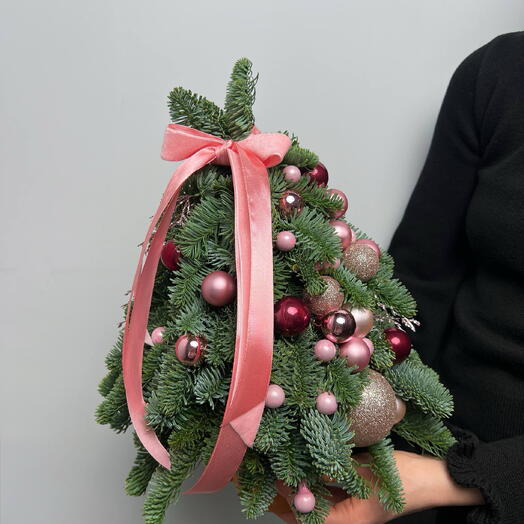 Елочка из нобилиса розовая