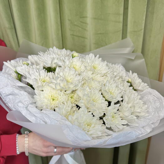 Букет с кустовой хризантемой