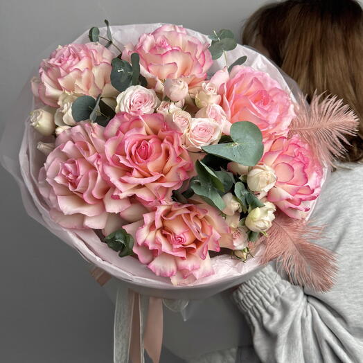 Вау букет с ажурными розами💗