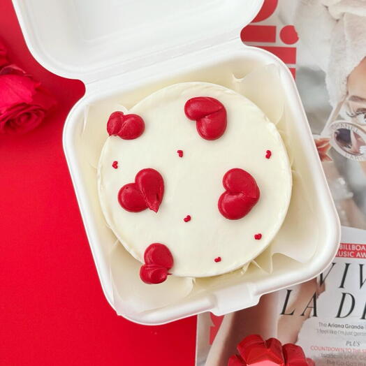 Бенто-торт с объёмными сердечками на день рождения