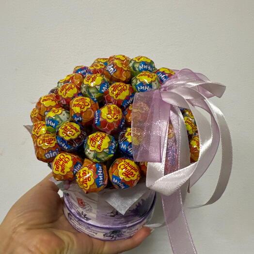 Чупсики в коробке