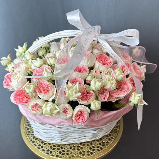 Корзина из кустовой розы Диана