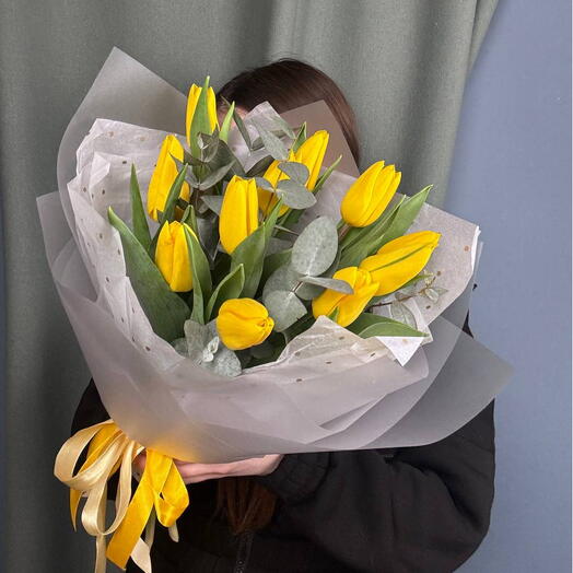 Желтый тюльпан