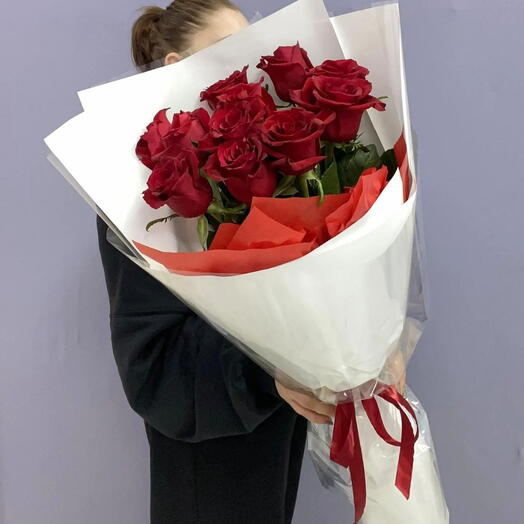 Букет из высоких роз