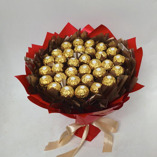 Букет из Ferrero "Дорогой"