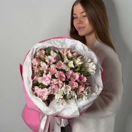 Большой букет альстромерии — яркий и пышный 🌺