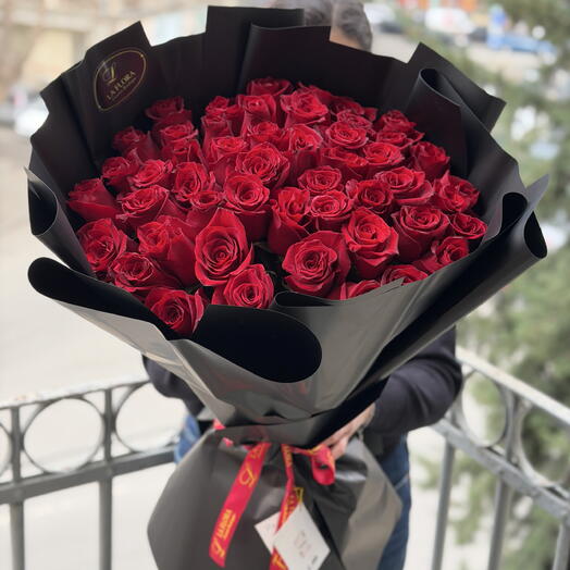 red roses 51