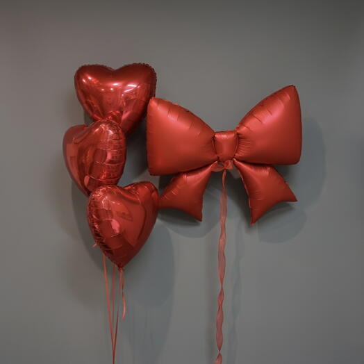 Набор воздушных шаров «Красные сердца и бант» 🎀