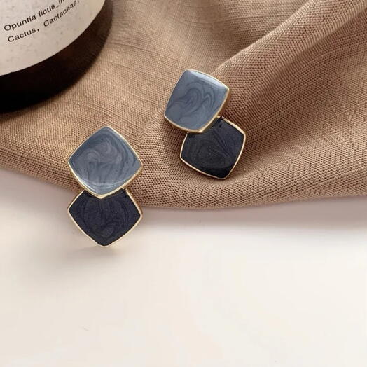 Серьги «Square Duo» любимой девушке / жене / маме / девушке
