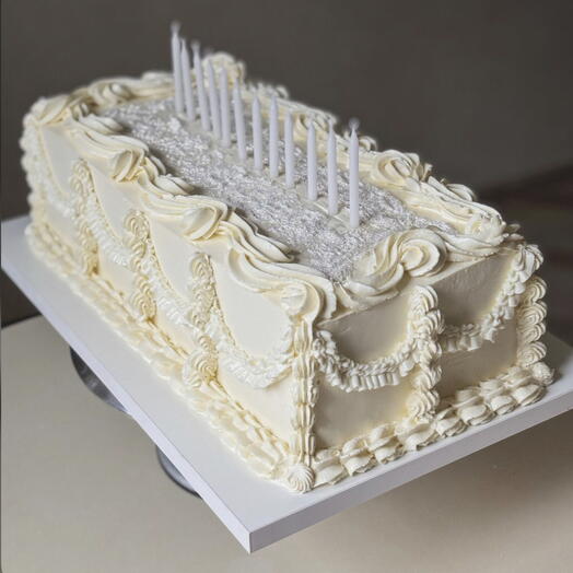Свадебный трендовый торт длинный
