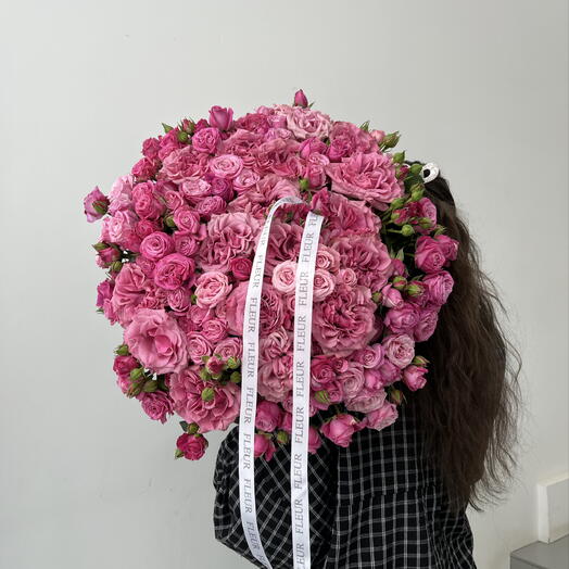 Букет пионовидных роз Fleur