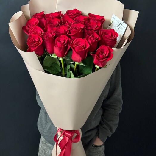 Роза Голландия 19 штук