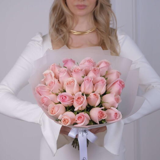 Bouquet of 25 roses "Senorita"