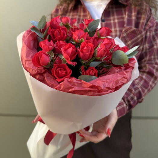 Букет с кустовой розой Черри Хеопс 5шт + сладкий подарок 🎁