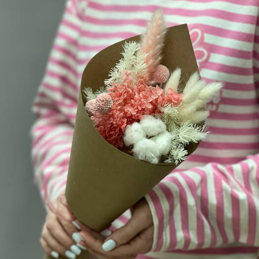 Букет из сухоцветов «коралловый риф»