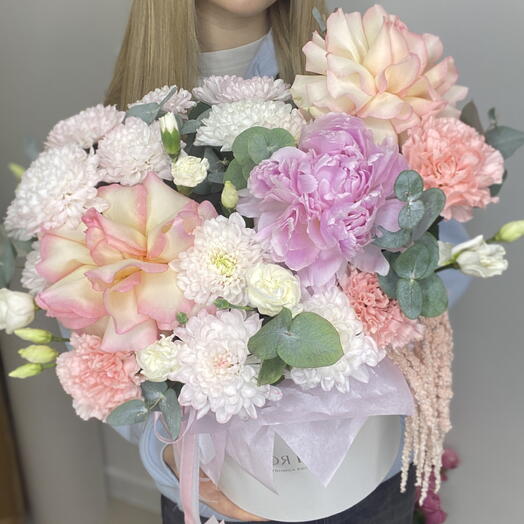 Дофаминовый букет🌸Bloom Room «Большой выбор букетов в профиле магазина» французских роз, пиона, хризантем и эустомы