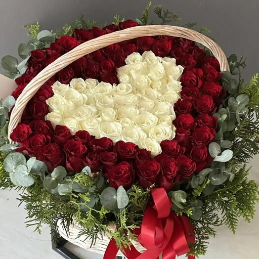 101 Роза Сердечко ♥️ в корзине