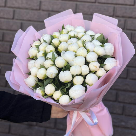 Букет из белых пионов 51 шт