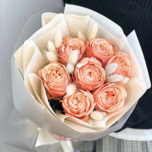 Нежный букет роз 🌸