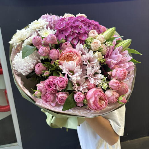 Bouquet in pink colors
