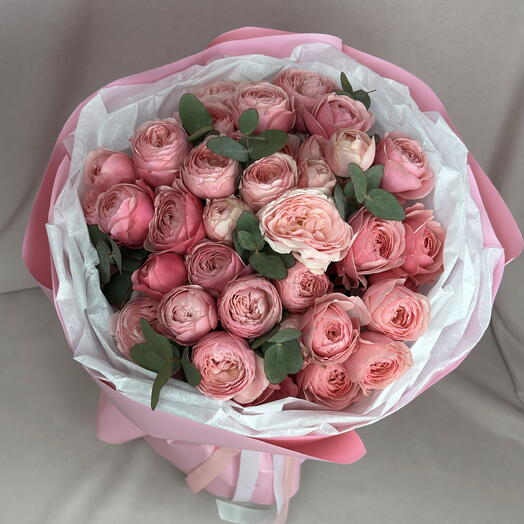 Розы Сильва Пинк с эвкалиптом с круглом оформлении🌸🎀