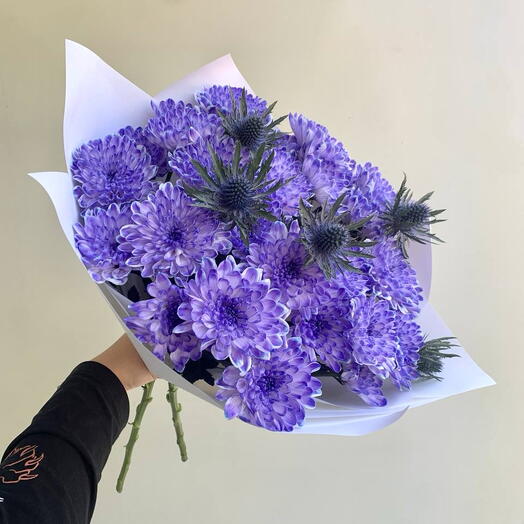 Фиолетовый букет с кактусом