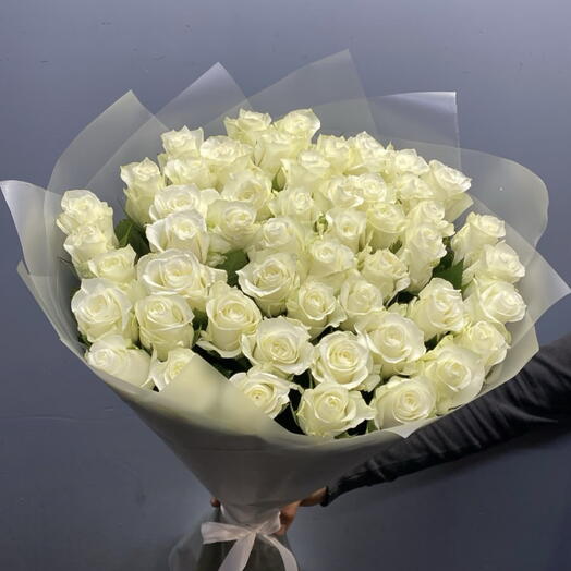 Розы белые 51 шт