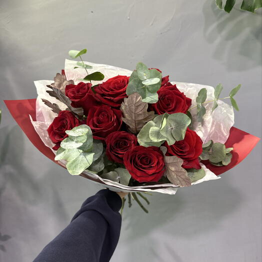 Моно из 9 бордовых роз
