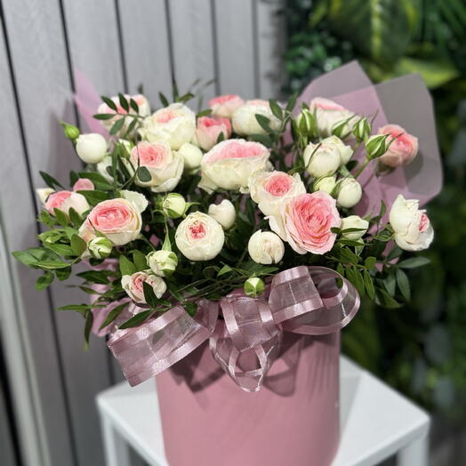 Композиция из кустовой розы 🌸