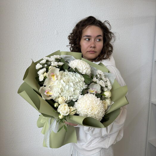 Нежный букет для мамы