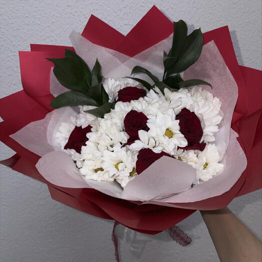 Букет из красных роз