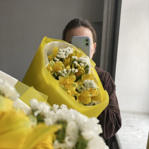 Букет дуэт альстромерия и статица