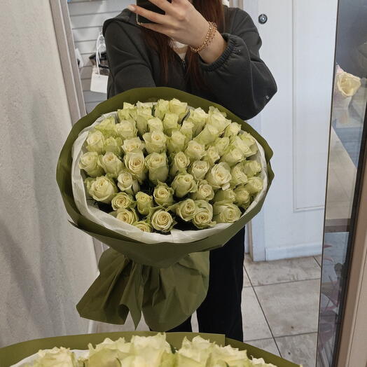 51 белая роза