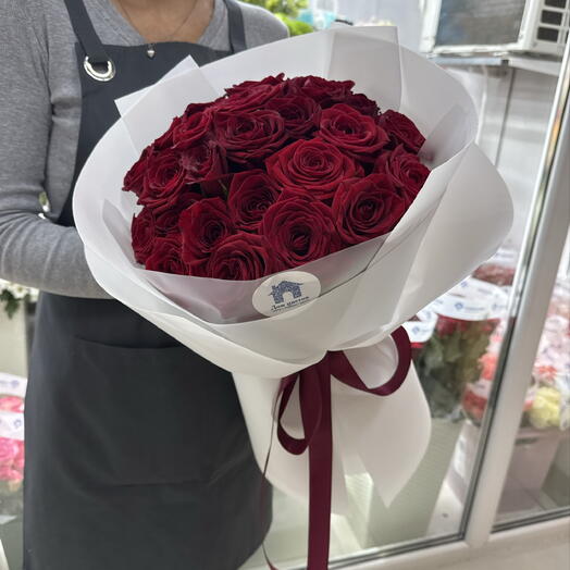 Букет из красных роз, 25 шт