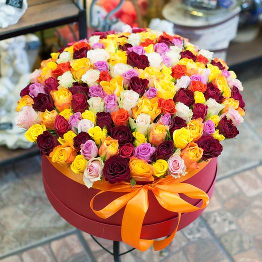 Caja de sombrero con rosas (151 rosa)