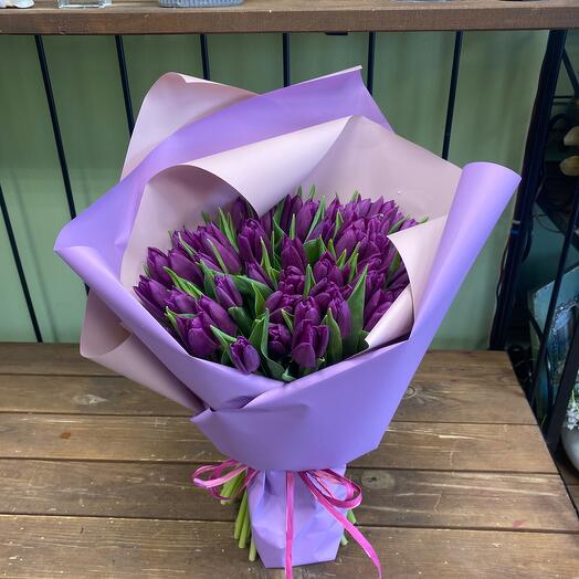 Bouquet of tulips