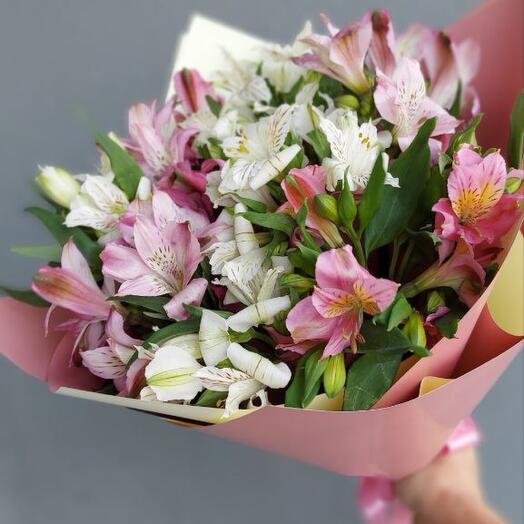 Bouquet of alstroemeria