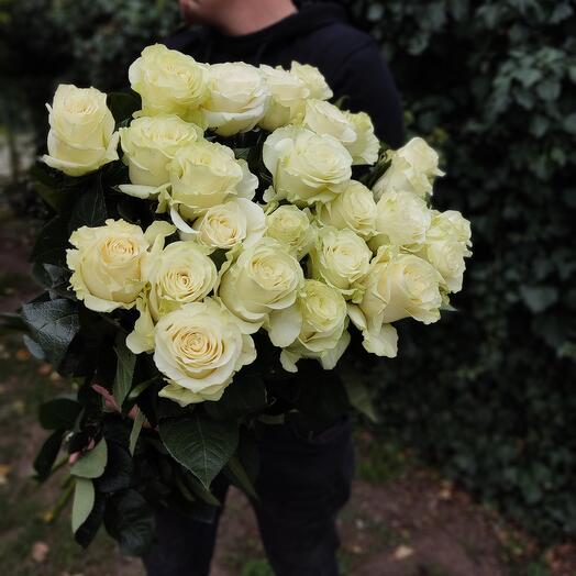Rosas blancas 80 cm