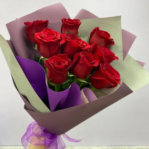 9 red roses