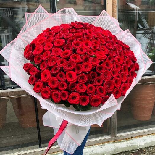 Mono bouquet " 155 red rose "