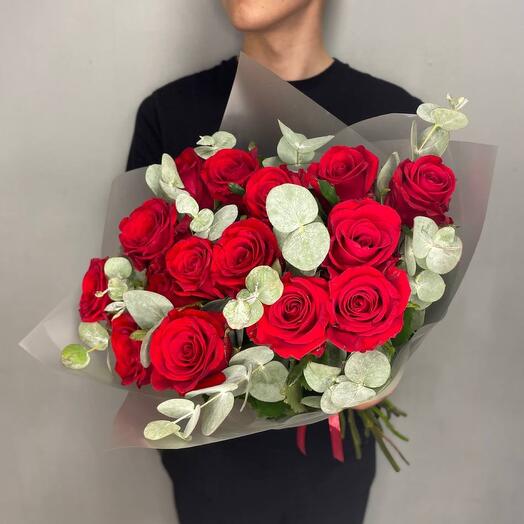 Bouquet of 15 red roses