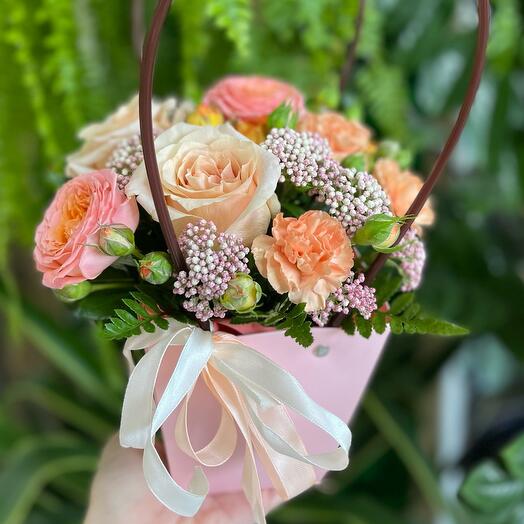 Цветы в сумочке🌸